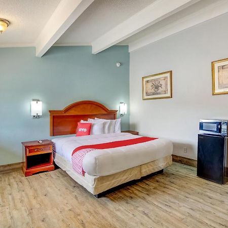 Oyo Hotel Lake Charles La I-10 外观 照片