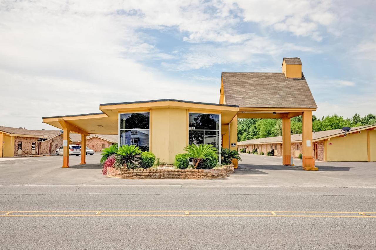 Oyo Hotel Lake Charles La I-10 外观 照片