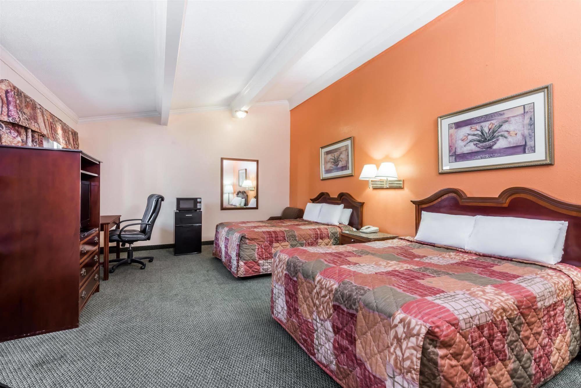 Oyo Hotel Lake Charles La I-10 外观 照片