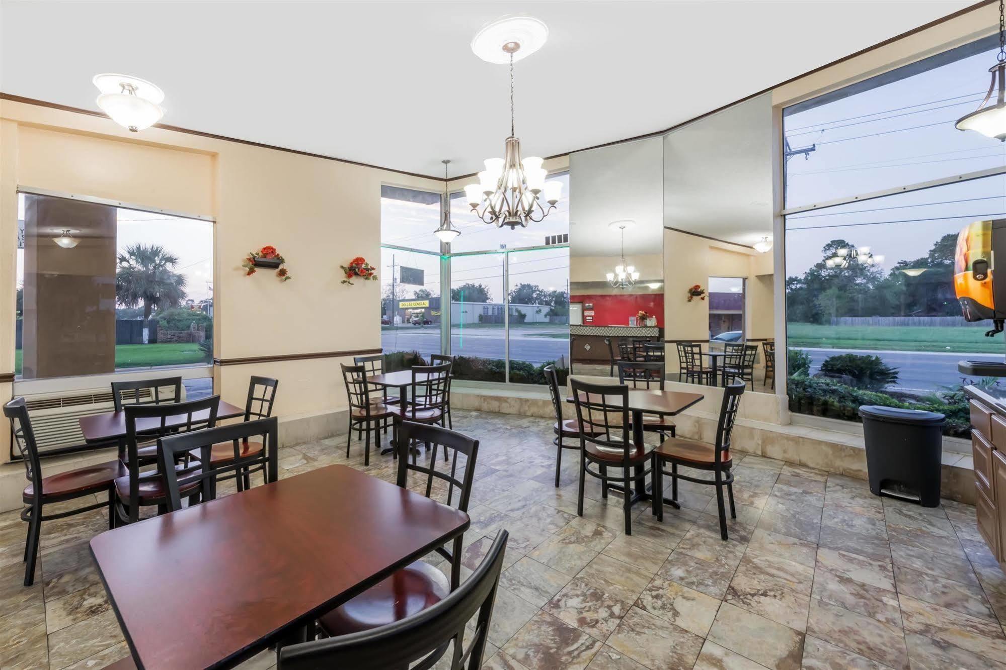 Oyo Hotel Lake Charles La I-10 外观 照片
