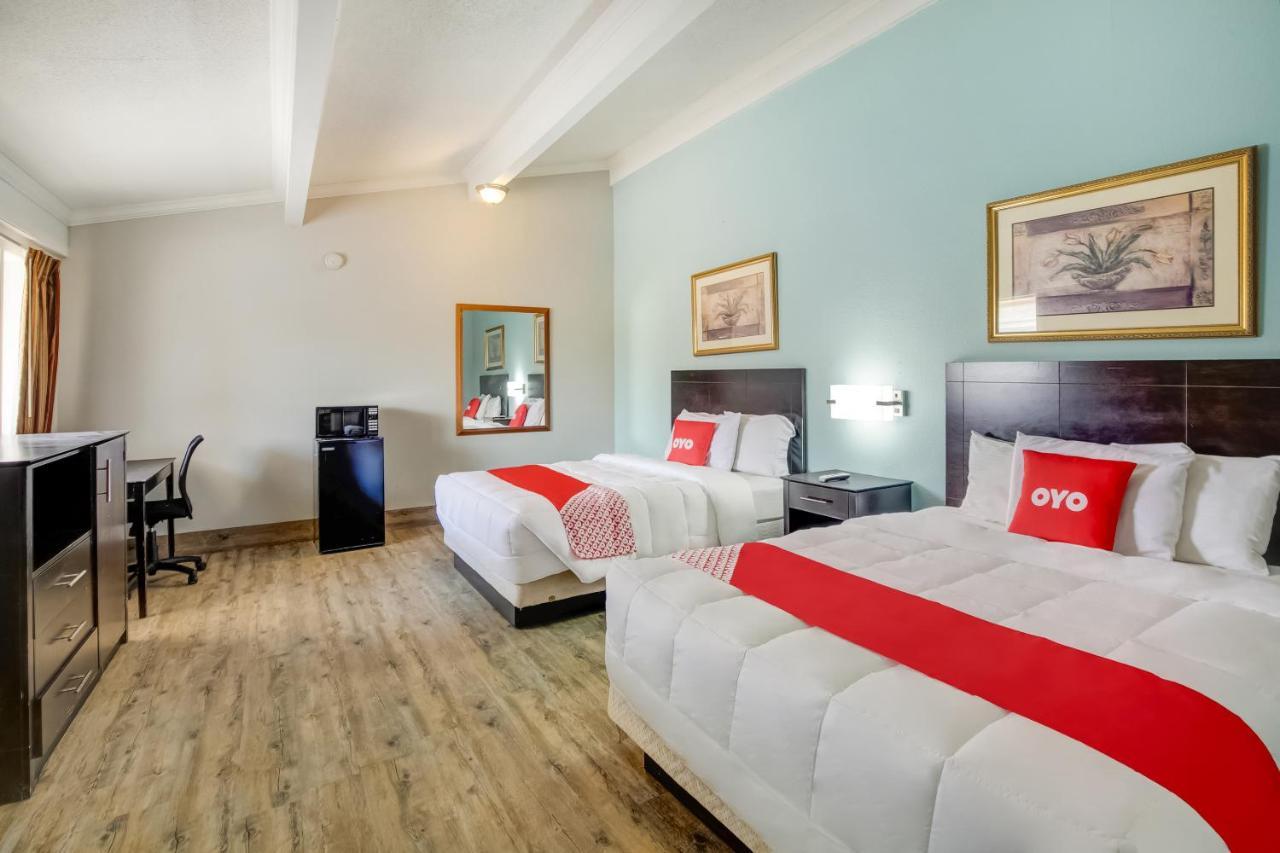 Oyo Hotel Lake Charles La I-10 外观 照片