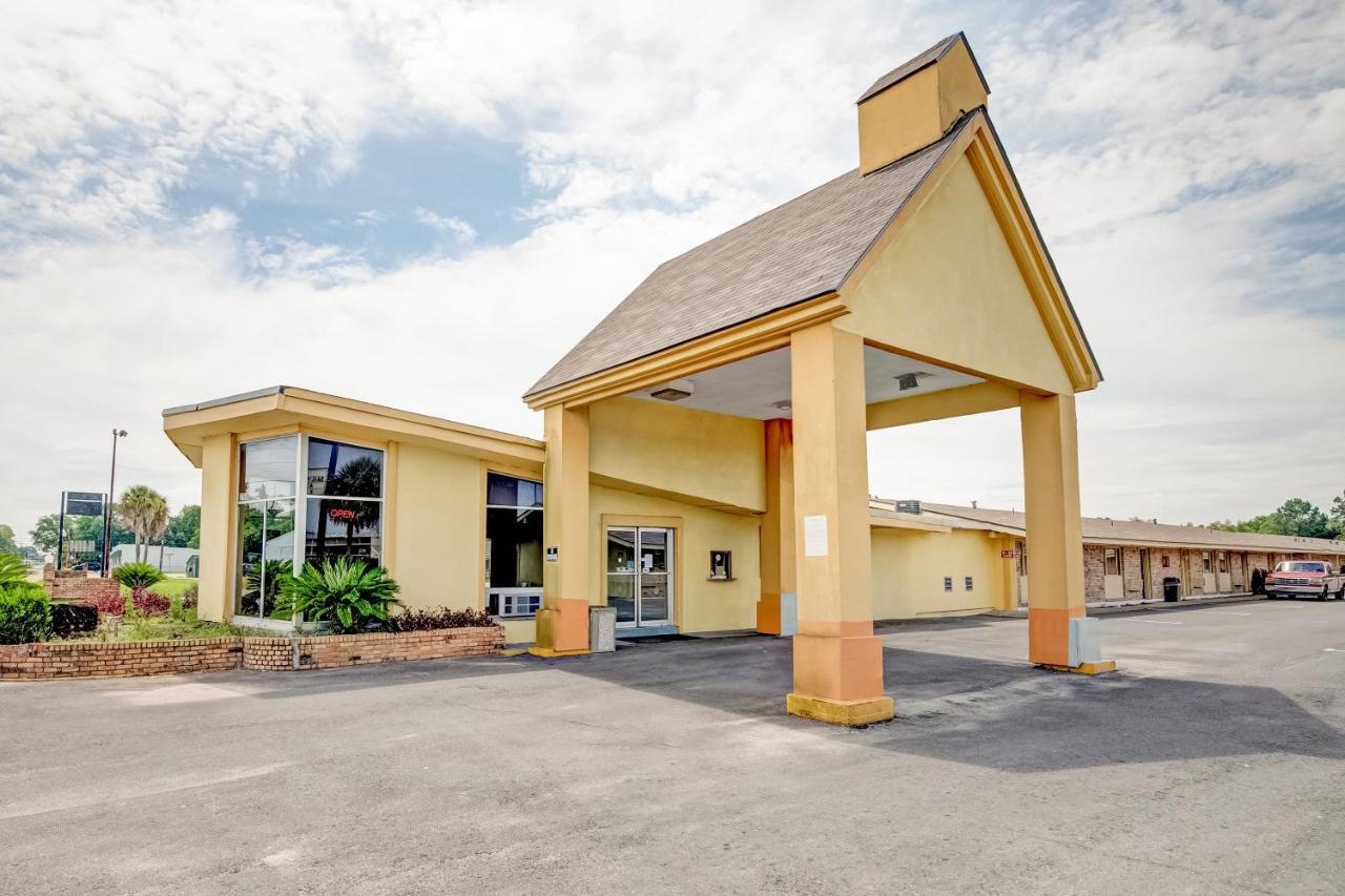 Oyo Hotel Lake Charles La I-10 外观 照片